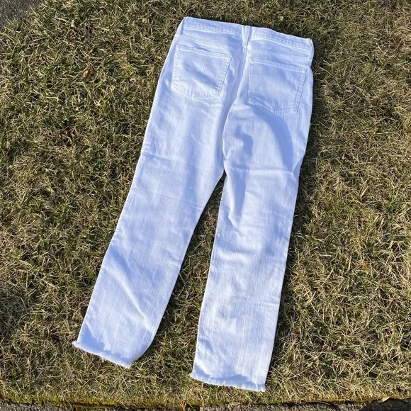 NWT J Crew White Slim Boyfriend Jean with raw hem - Picture 10 of 13